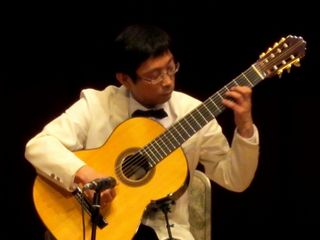 guiter1.jpg